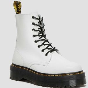 JADON SMOOTH LEATHER PLATFORM BOOTS (used)